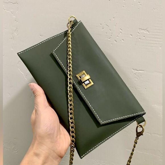 Hand Stitched Genuine Cowhide Leather Clutch/Wristlet/Crossbody & 2 Straps - Picture 1 of 13